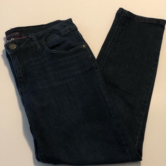Tommy Hilfiger Slim Crop Jeans, size 6 - Picture 3 of 8